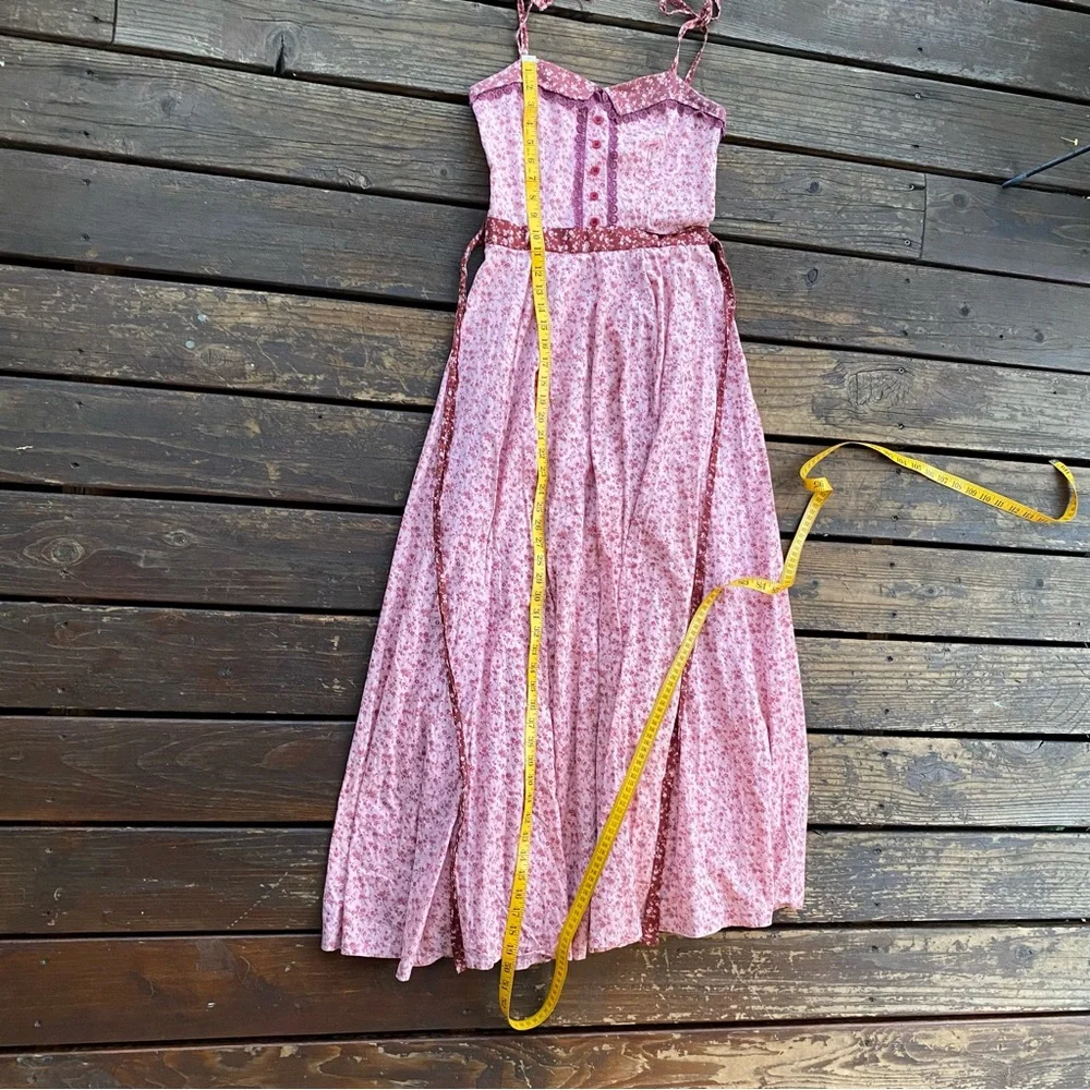 Vintage handmade gunnesax style dress bohemian